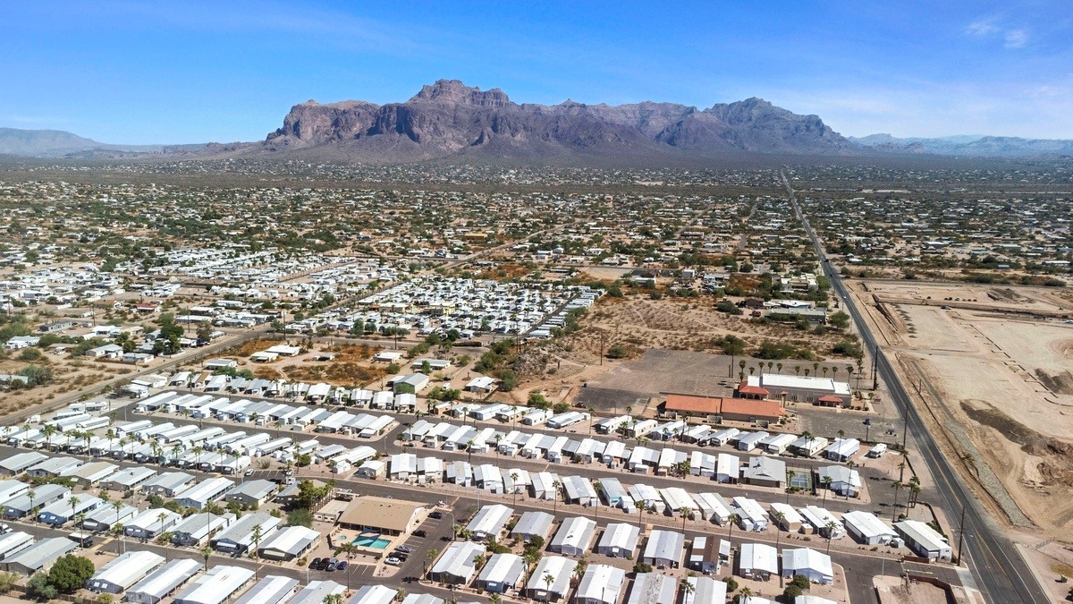 The Palms - exterior