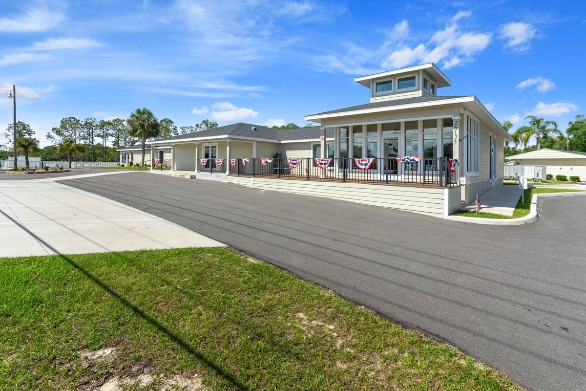 Ridgecrest - exterior