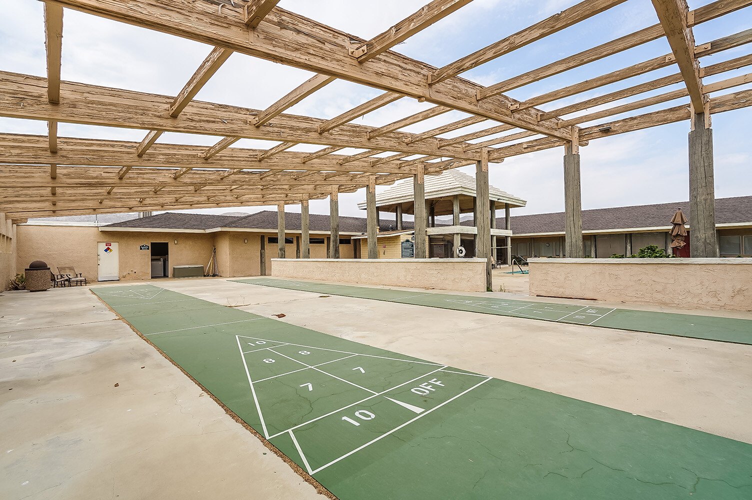 Hidden Springs - exterior