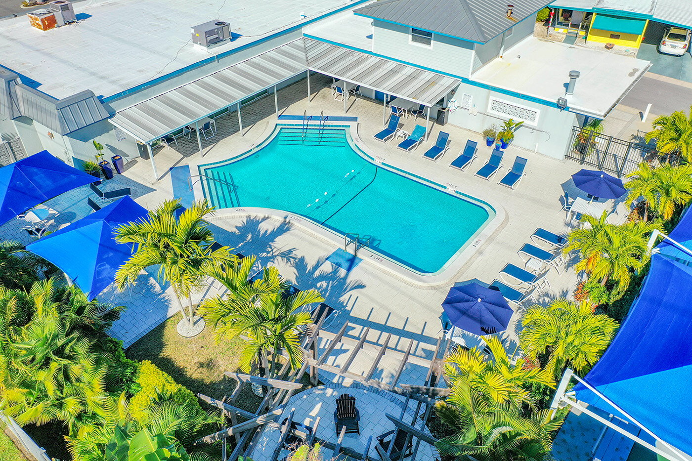 Harbor Lights - exterior