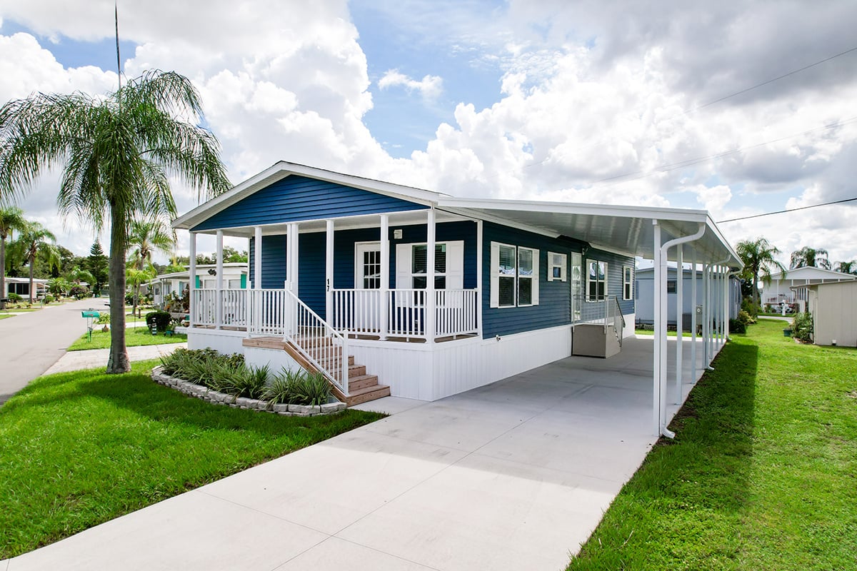 Orange Manor (East) - exterior