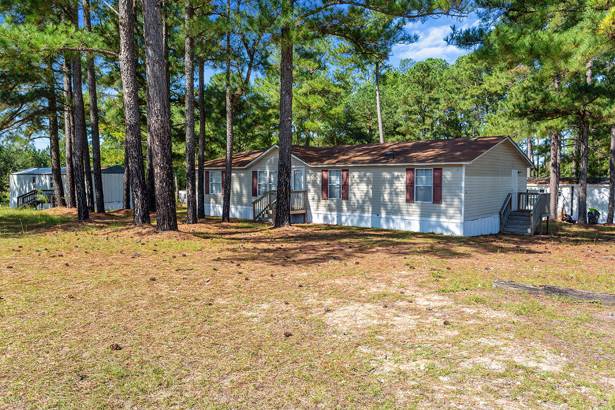 Anderson Creek - exterior