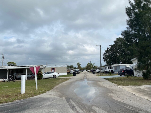 College Park - exterior