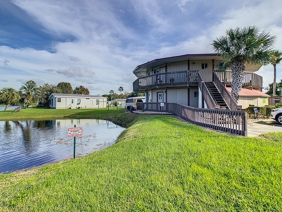 Jade Isle - exterior