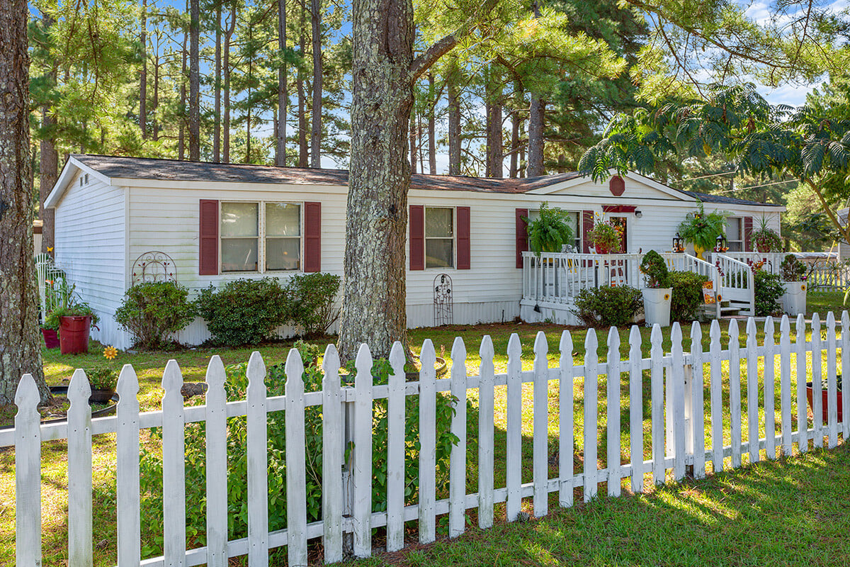 Anderson Creek - exterior