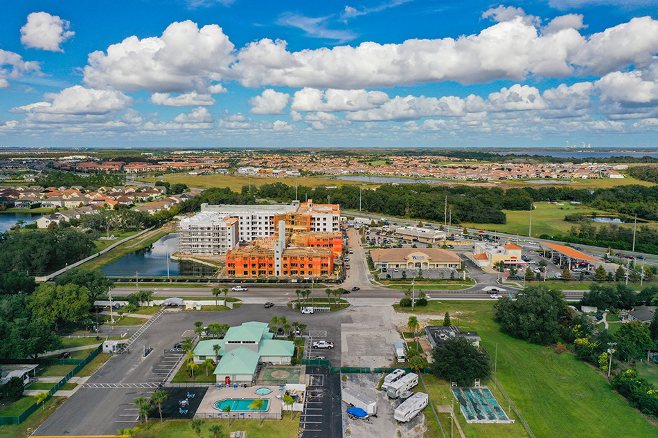 Floridian Sandalwood - exterior