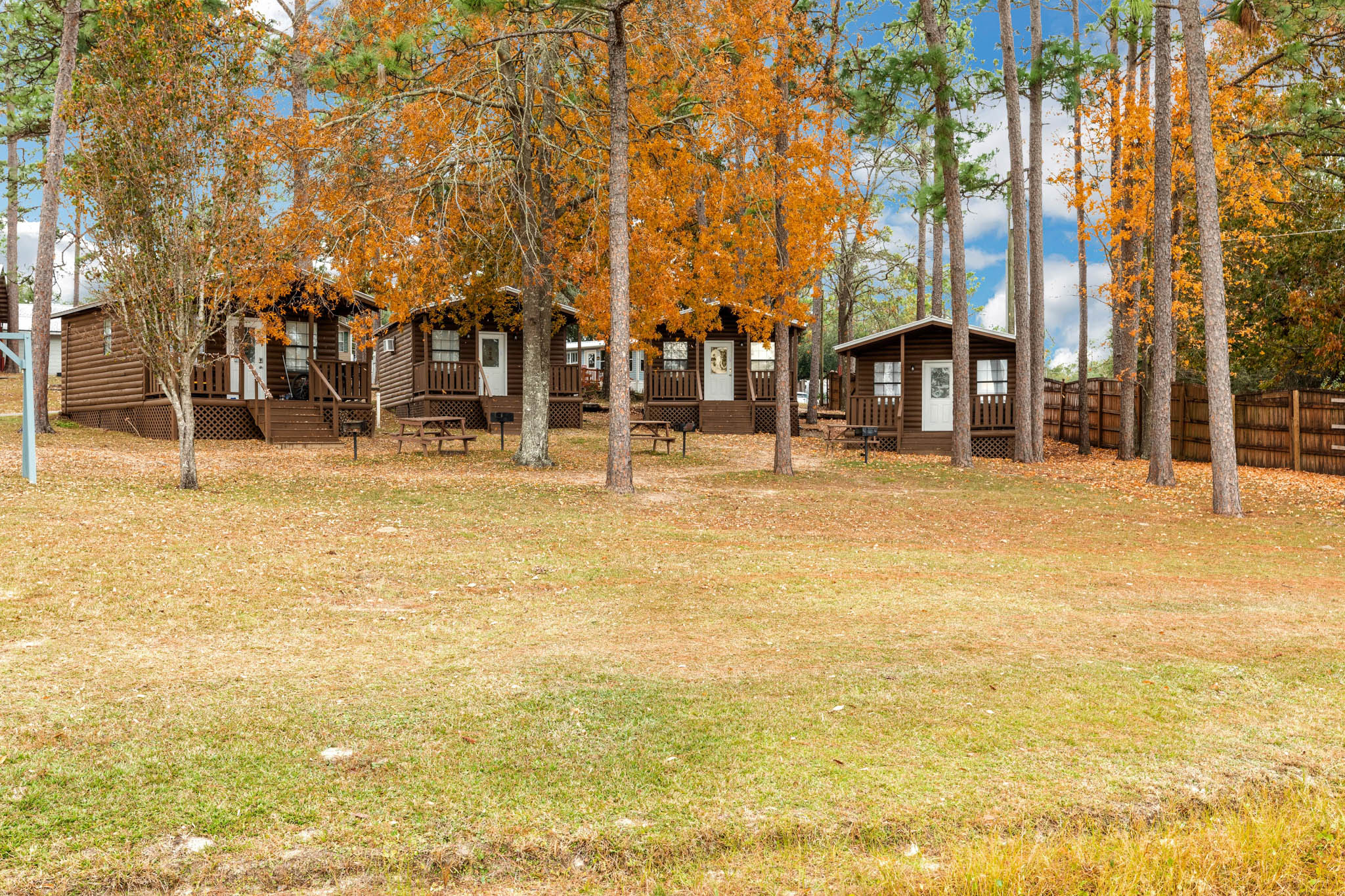 Sunset King Lake - exterior